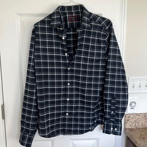 Men’s long sleeve UNTUCKit polo. Never worn